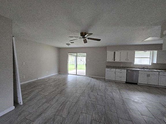 3rd image of 4306 Gatewood Rd