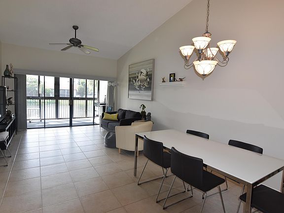 3rd image of 2051 SW 15th St APT 212