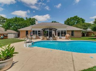 905 Shadow Ridge Dr, Pensacola, FL 32514