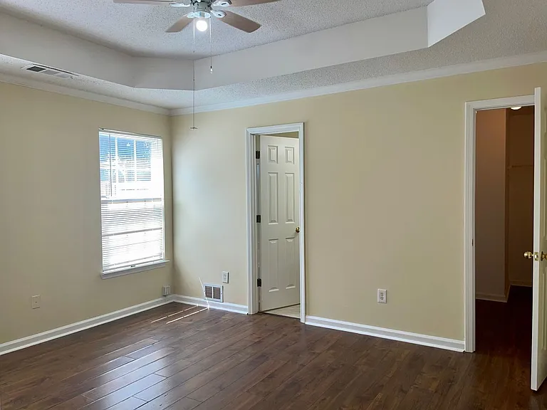 8584 Guthrie Dr — Photo 5
