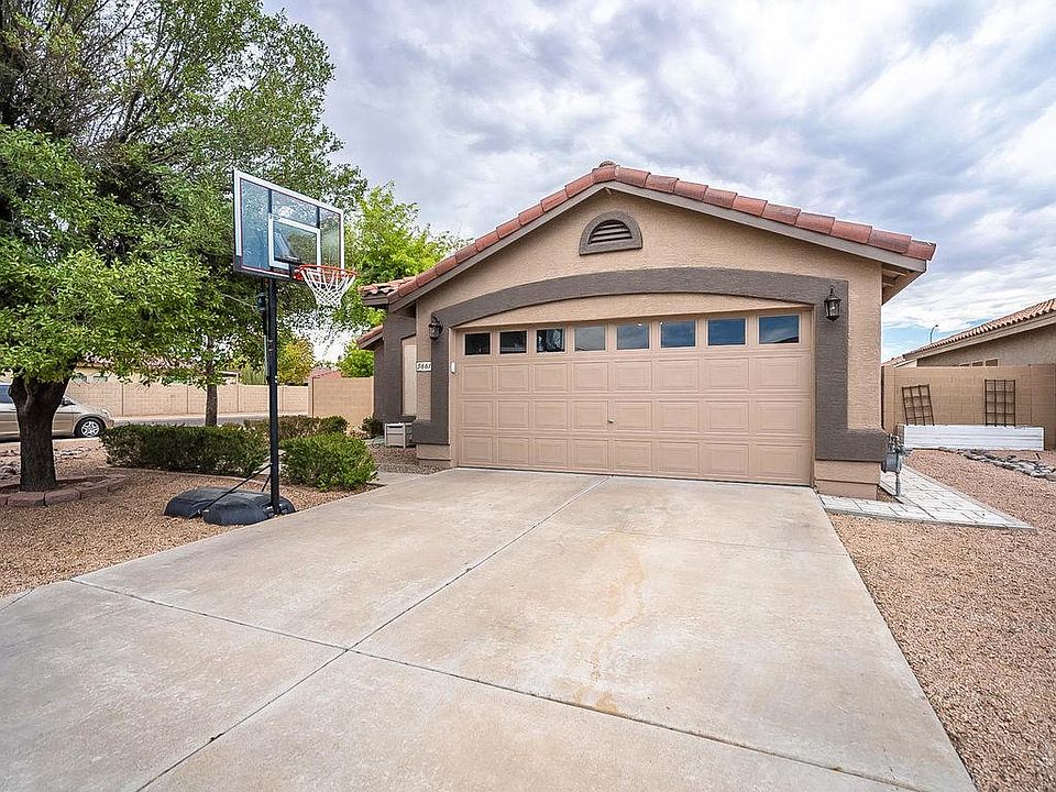1st image of 5661 E Florian Ave