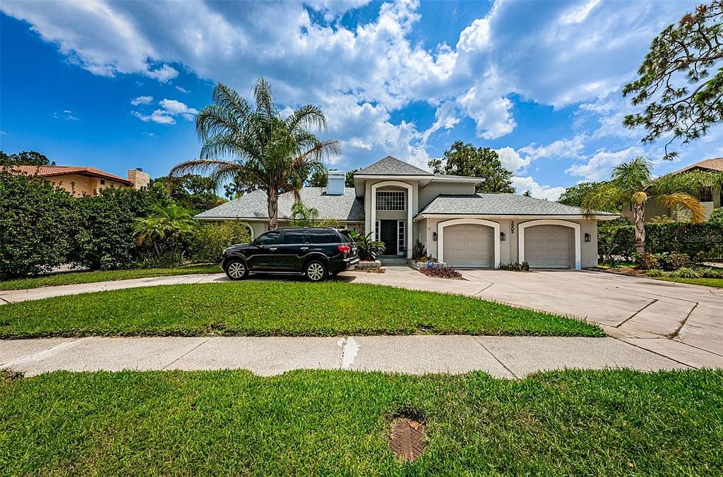 2905 Eagle Estates Cir S