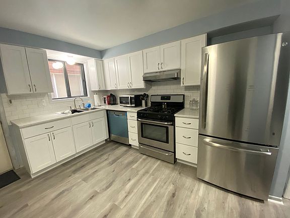 3rd image of 4839 N Central Ave APT 1W