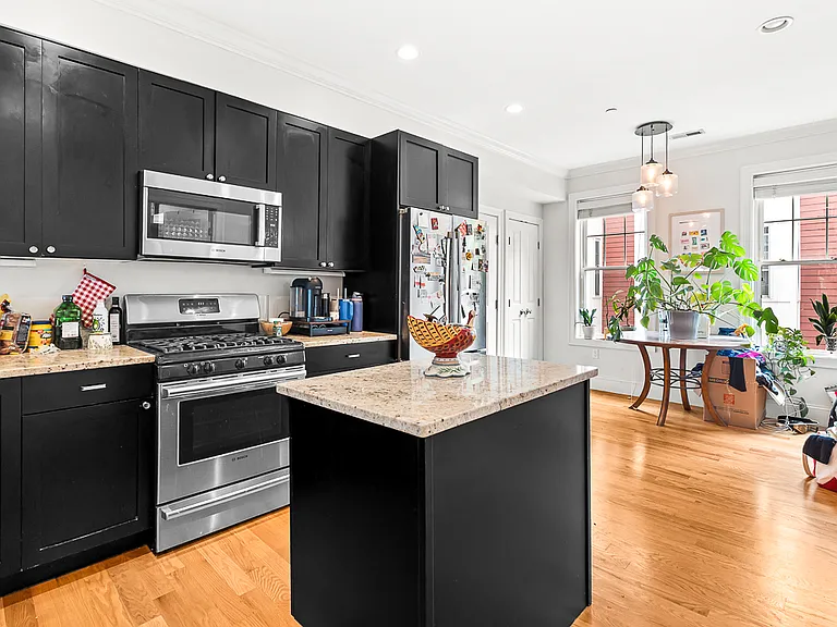 180 Gold St #3 — Photo 13