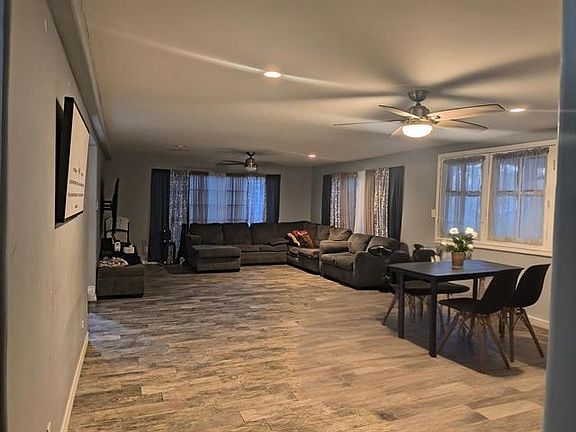 4th image of 315 Belaire Dr