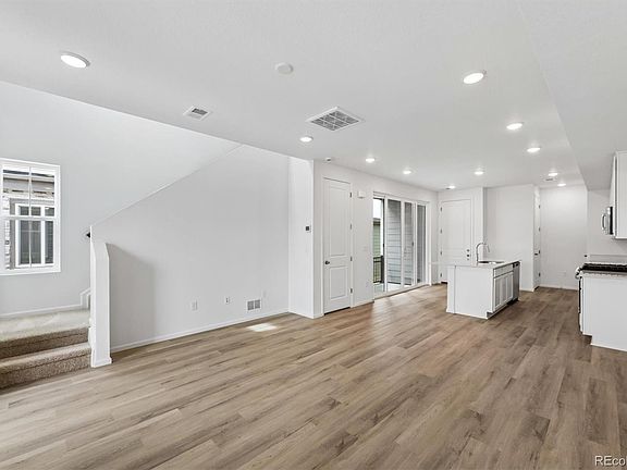 5th image of 17235 E Alameda Parkway