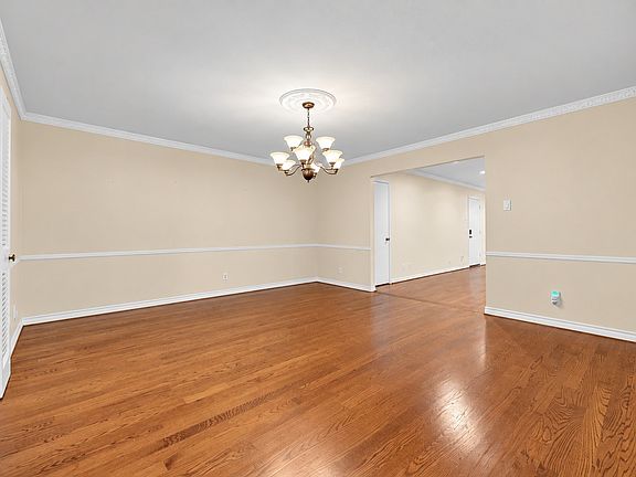 5th image of 6234 Bandera Ave APT C