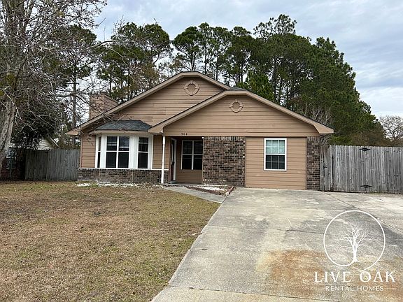 3rd image of 904 Willowbrook Dr