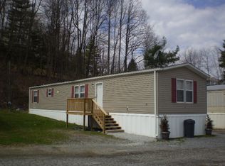 29 Robinson, Summersville, WV 26651