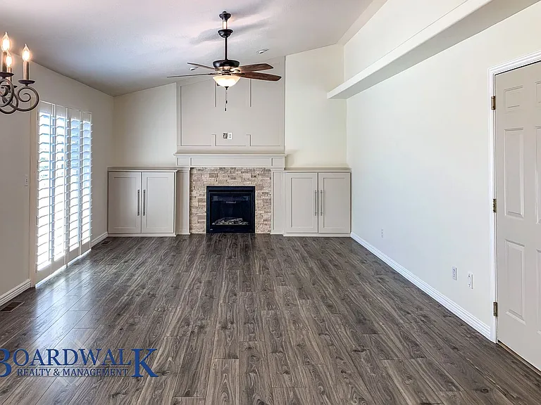 1934 E Wasatch Blvd — Photo 10