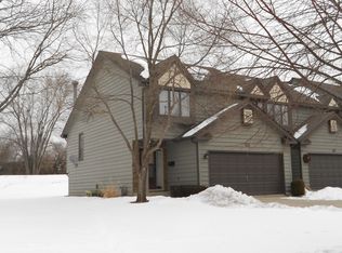 756 Strom Dr, Dundee, IL 60118