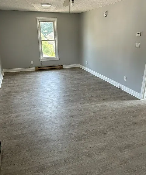 561 Sherbourne St #1 — Photo 3