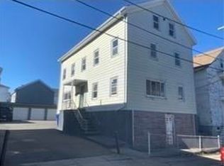 329 Ferry St, Fall River, MA 02721