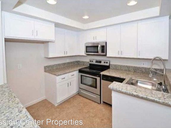 3rd image of 9555 Easter Way APT 6
