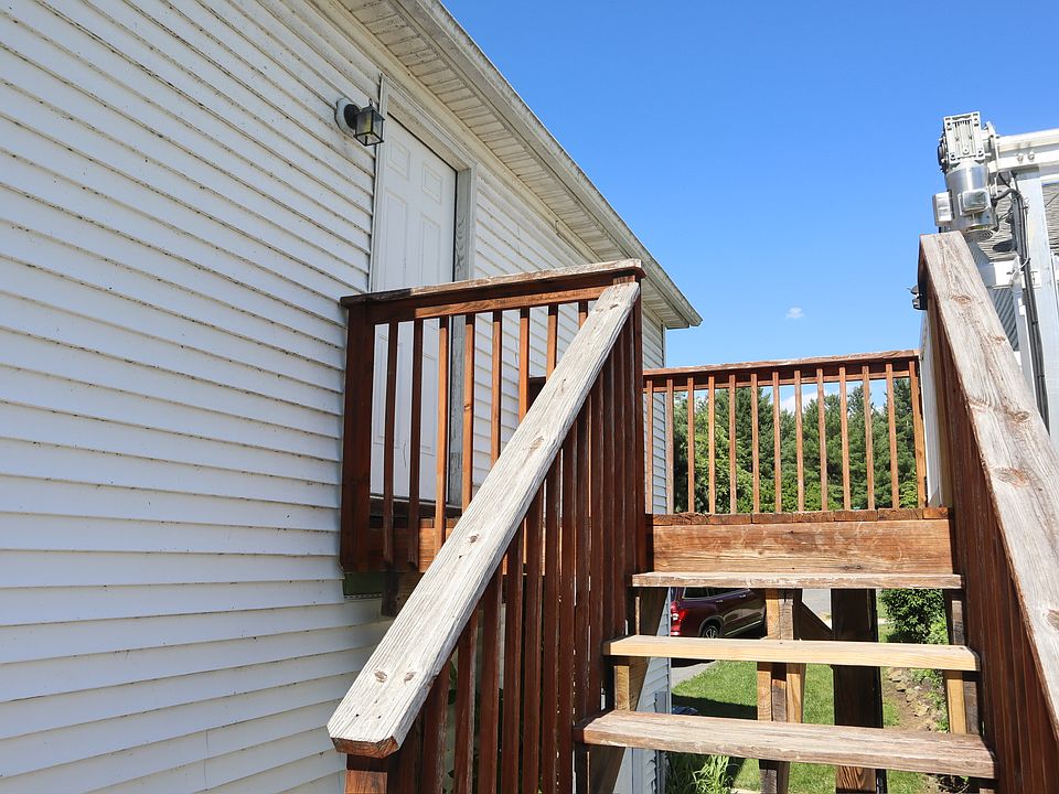 Stairs to Unit