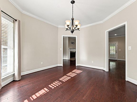 5th image of 321 Chesser Plantation Ln