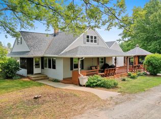 370 County Line Rd, De Pere, WI 54115