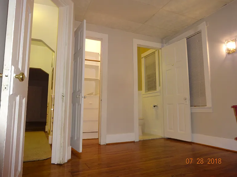 467 Norwood Ave — Photo 22