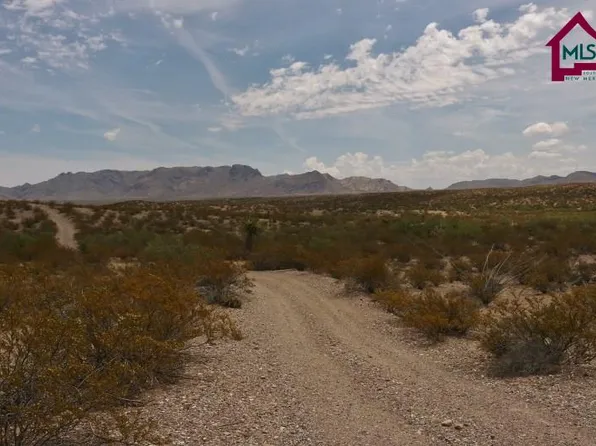 6146 Luna De Oro, Las Cruces, NM 88011