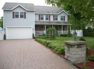 41 Church St, Wilmington, MA 01887