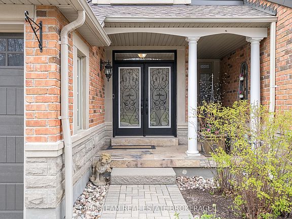 4th image of 10 Wilton Trl