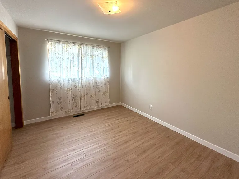 5616 Beverly Ln — Photo 13