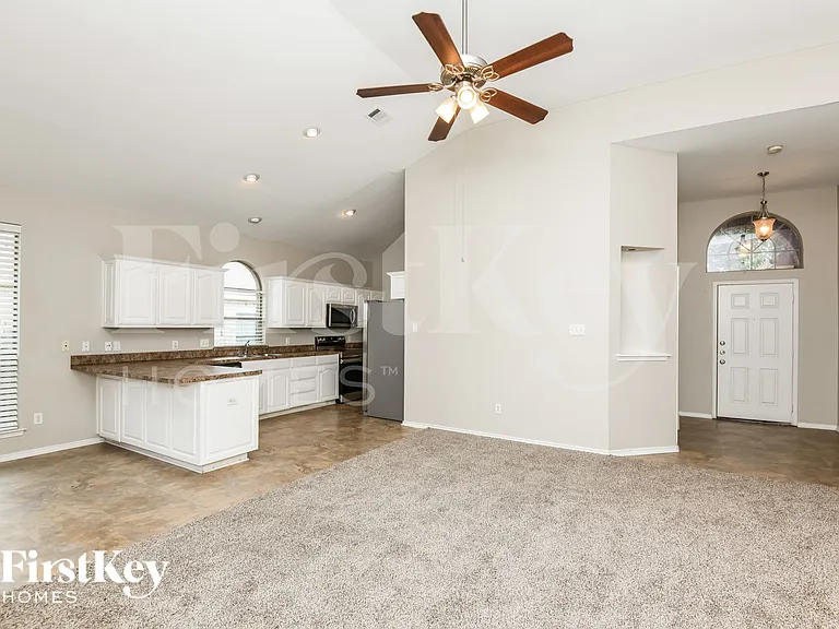 1220 Saltgrass Dr — Photo 4