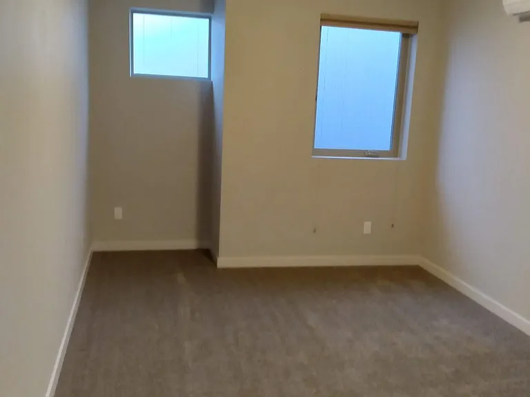 1607 NW Davis St — Photo 15