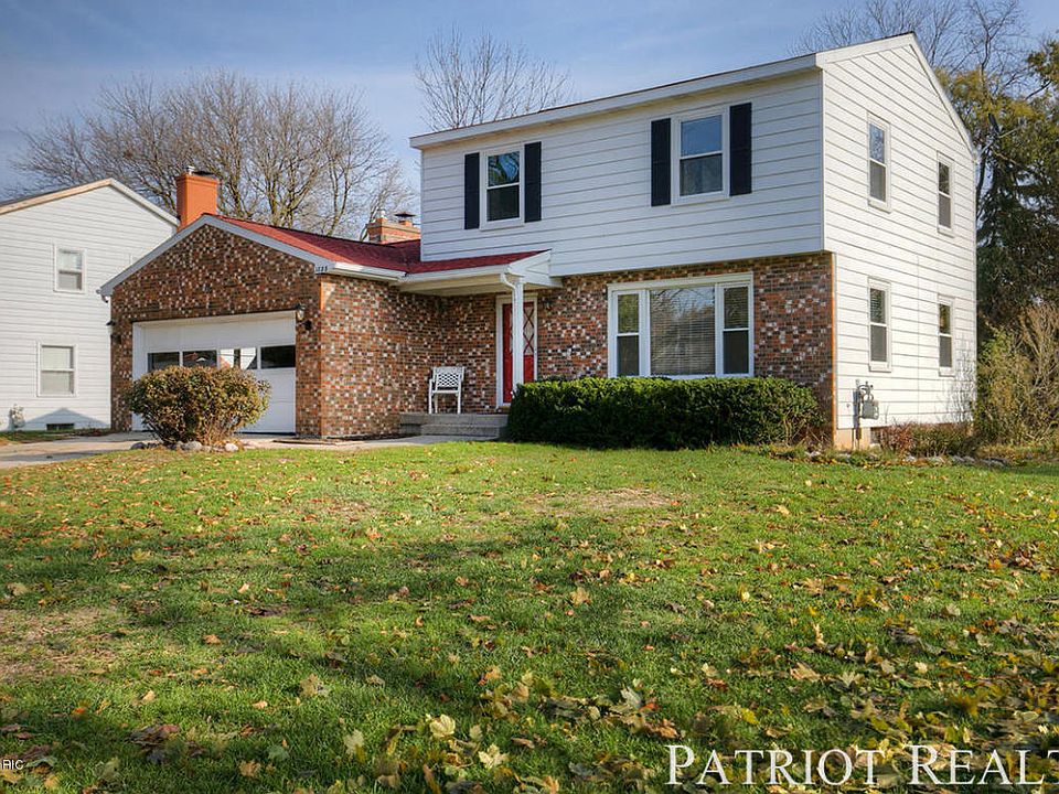 1st image of 1888 Camille Dr SE