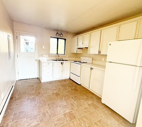 5th image of 26611-26613 Lindvog Rd NE #26611