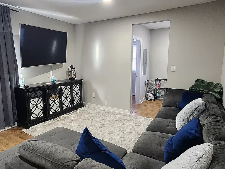432 Sanders St #2 — Photo 1