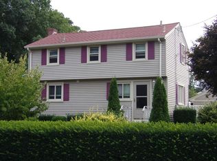 192 Sharp St, Dartmouth, MA 02747