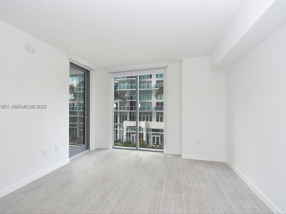 1st image of 31 SE 6th St #400