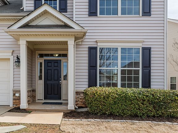 2nd image of 93 Oak Alley Trl