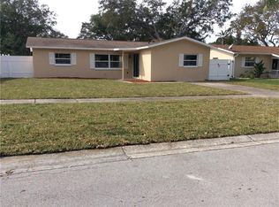 2204 Lauren Dr, Largo, FL 33774