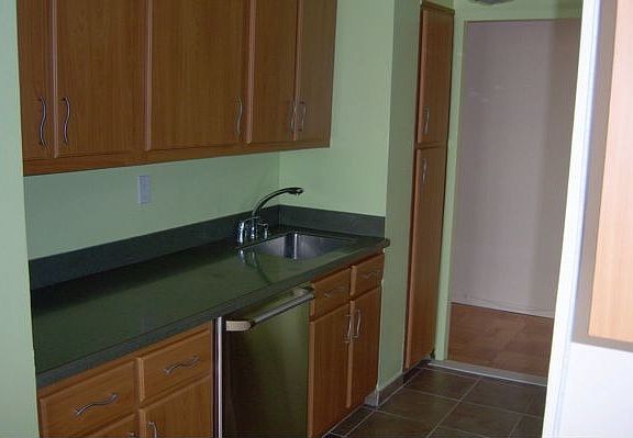 2nd image of 6040 Boulevard East APT 24H