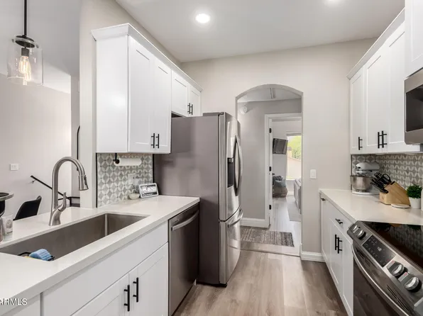 1411 E ORANGEWOOD Avenue #233, Phoenix, AZ 85020