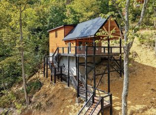 2125 Rising Fawn Way, Sevierville, TN 37876