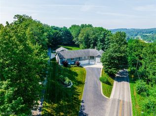 237 E Clay St, Fredericksburg, OH