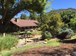 5075 S F Little Butte Cir, Eagle Pt, OR 97524