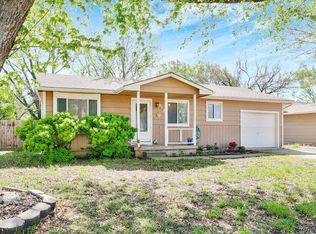 912 Lulu St, Augusta, KS 67010
