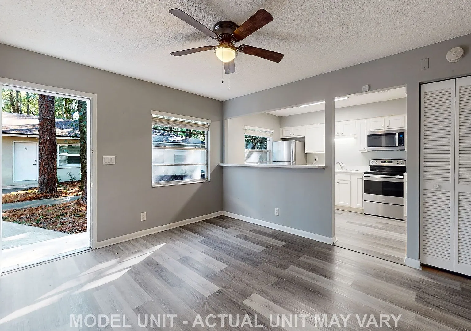 Updated 1BR/1BA Ortega Farms Apartment — Photo 2