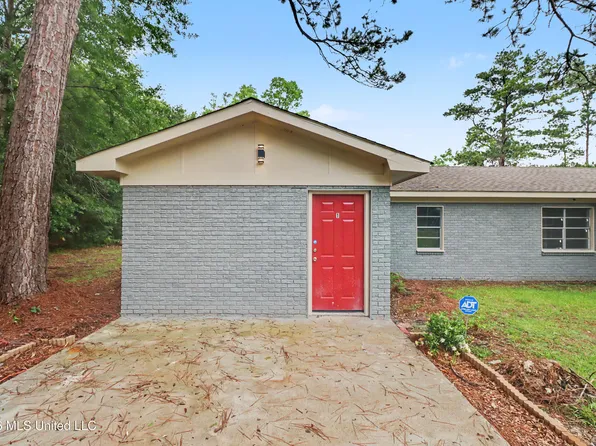 9424 Daisy Vestry Rd, Biloxi, MS