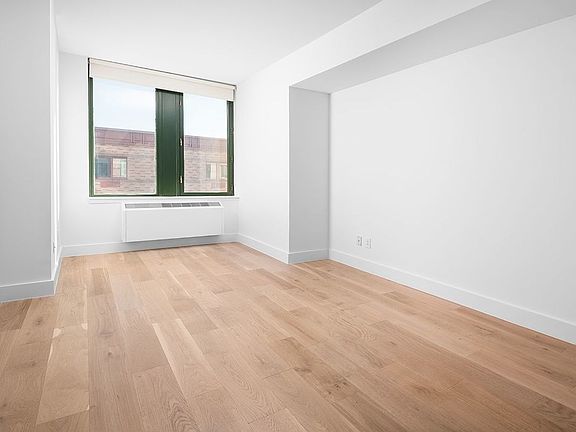 3rd image of 70 Battery Pl APT 814