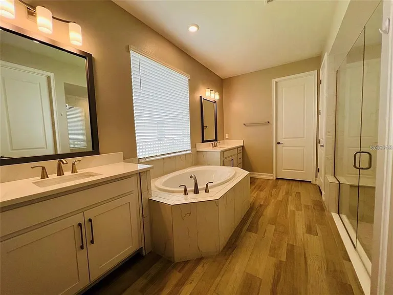4567 Tivoli Dr — Photo 25