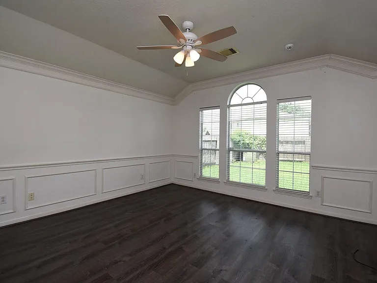 128 Long Canyon Ln — Photo 21
