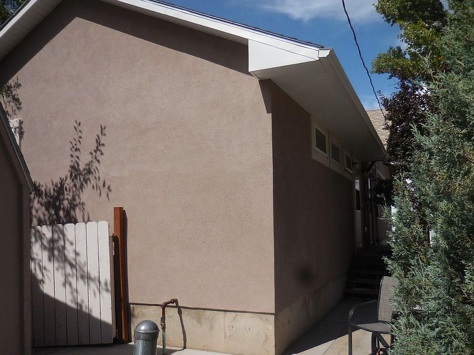 2nd image of 1600 Garfield St