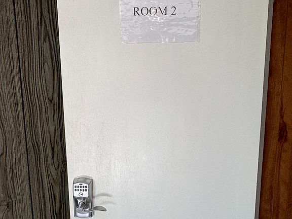 3rd image of 815 Mount Vernon St