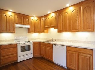 28 Davenport Ave APT D, Westport, CT 06880