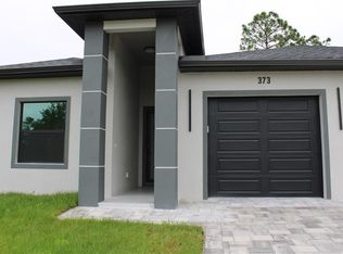 373 Lillon Ave S, Lehigh Acres, FL 33974